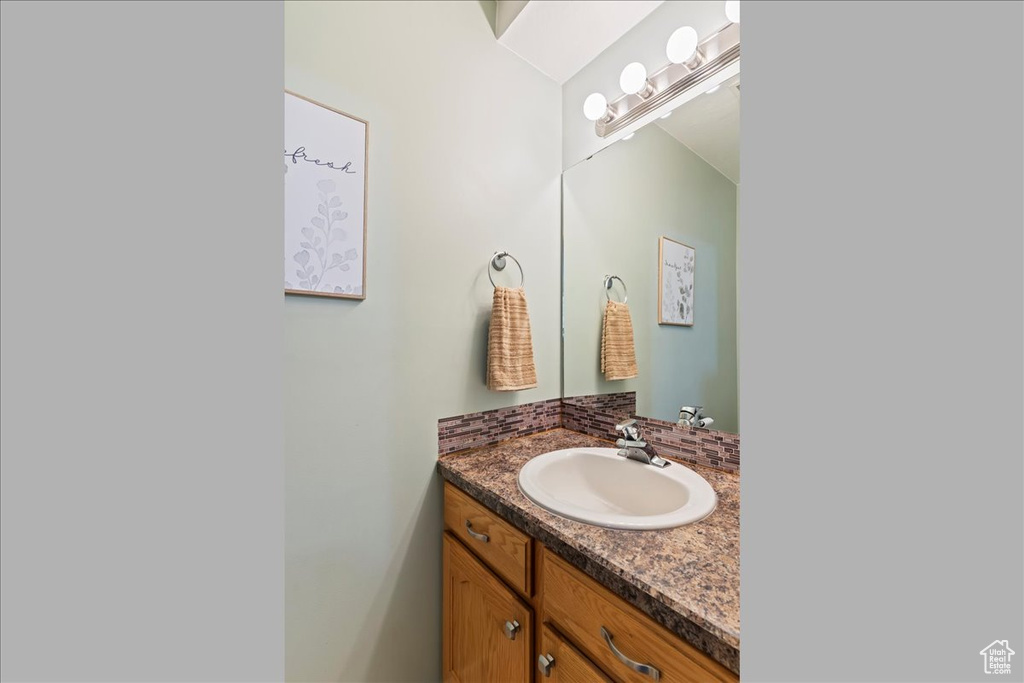 707 W 3675 S Riverdale, UT 84405