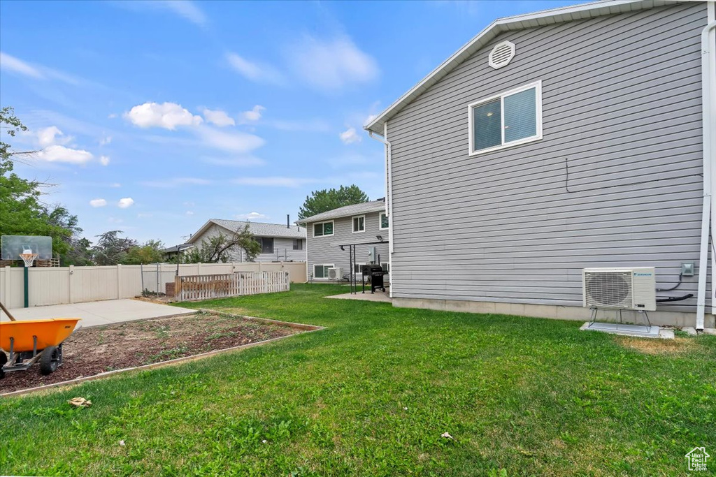 View of yard featuring a patio area