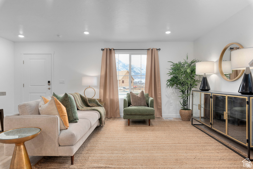 4591 N MCKECHNIE WAY #1124 Lehi, UT 84043