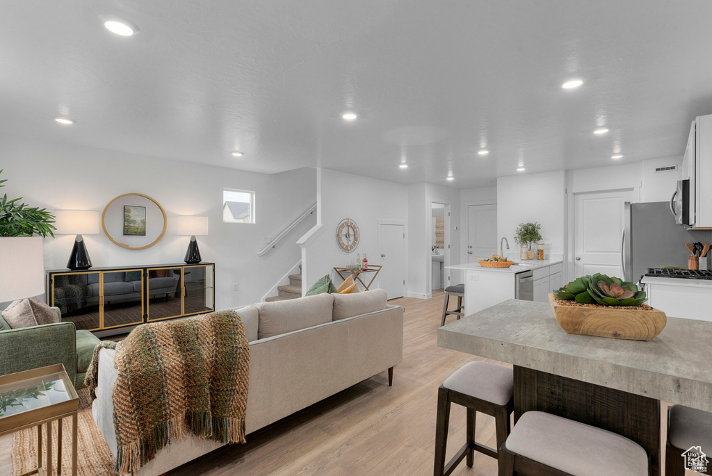 4591 N MCKECHNIE WAY #1124 Lehi, UT 84043
