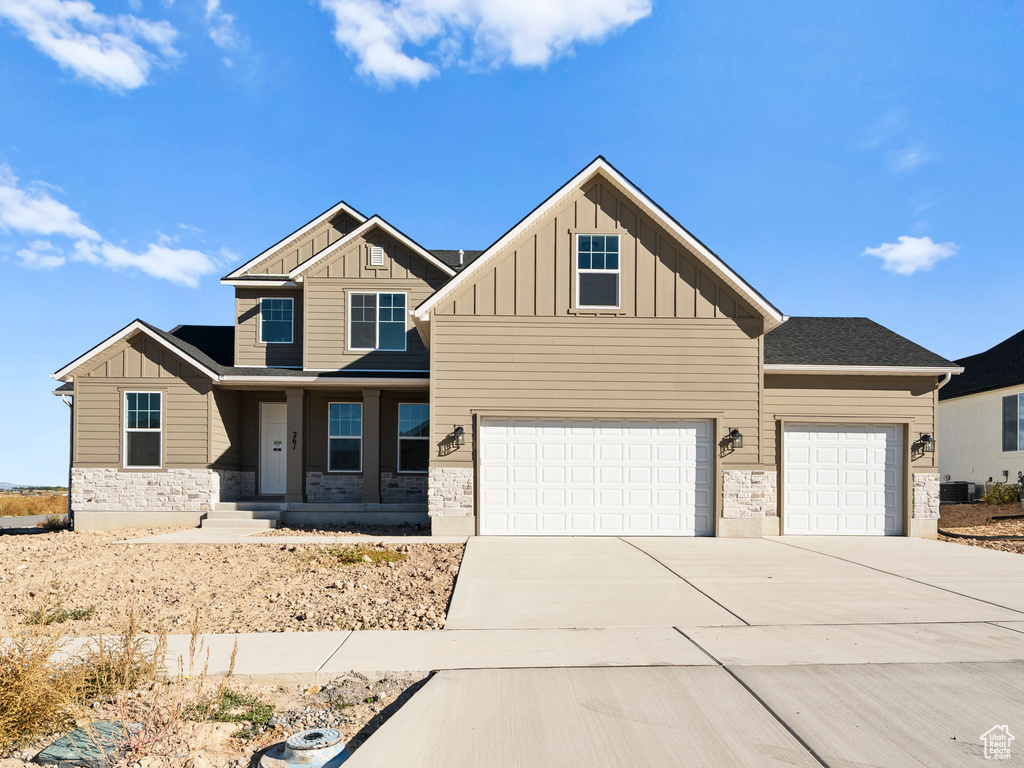 Photo 2 for MLS #2096389 at 261 E 1150 North #72