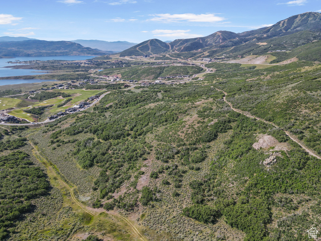 Aerial view of property\\\\\\\\\\\\\\\'s location featuring a water and mountain view