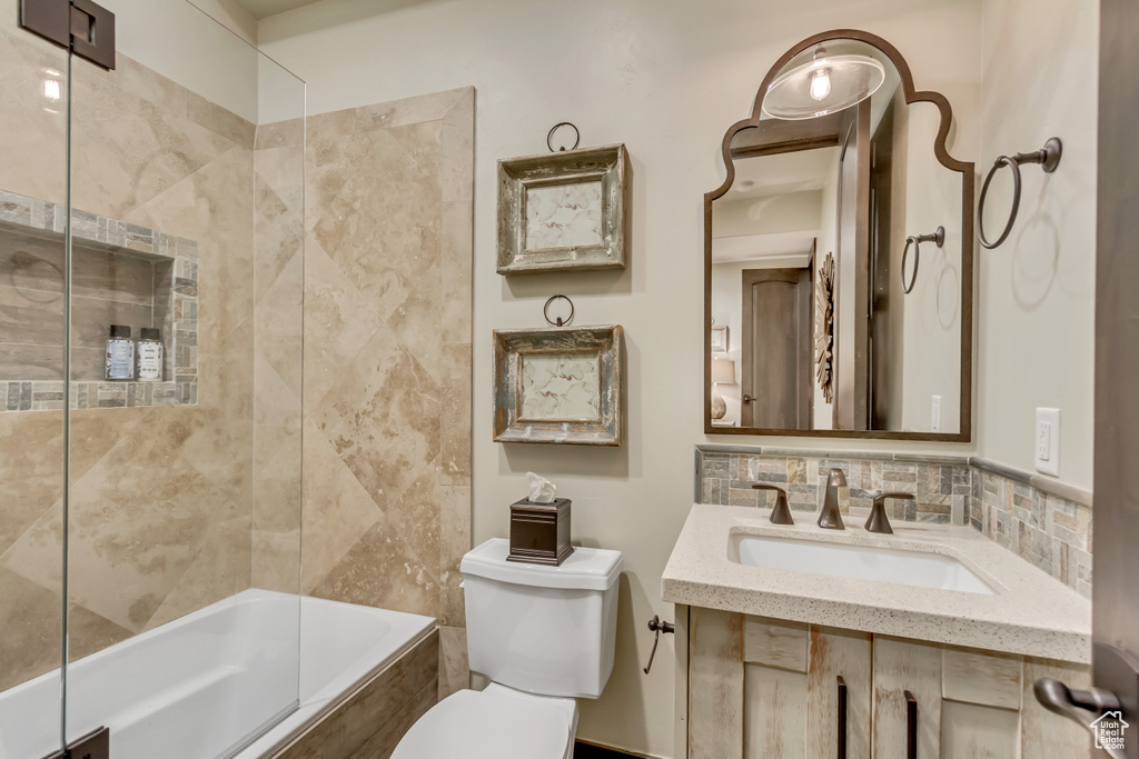 Full bath with shower / washtub combination and vanity