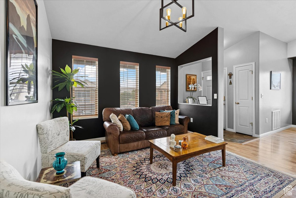 1049 W ALLINGTON DR North Salt Lake, UT 84054