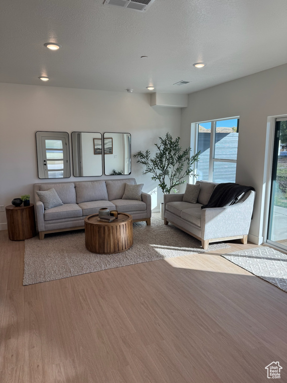 Photo 4 for MLS #2096412 at 5824 N Jeeder Dr #70