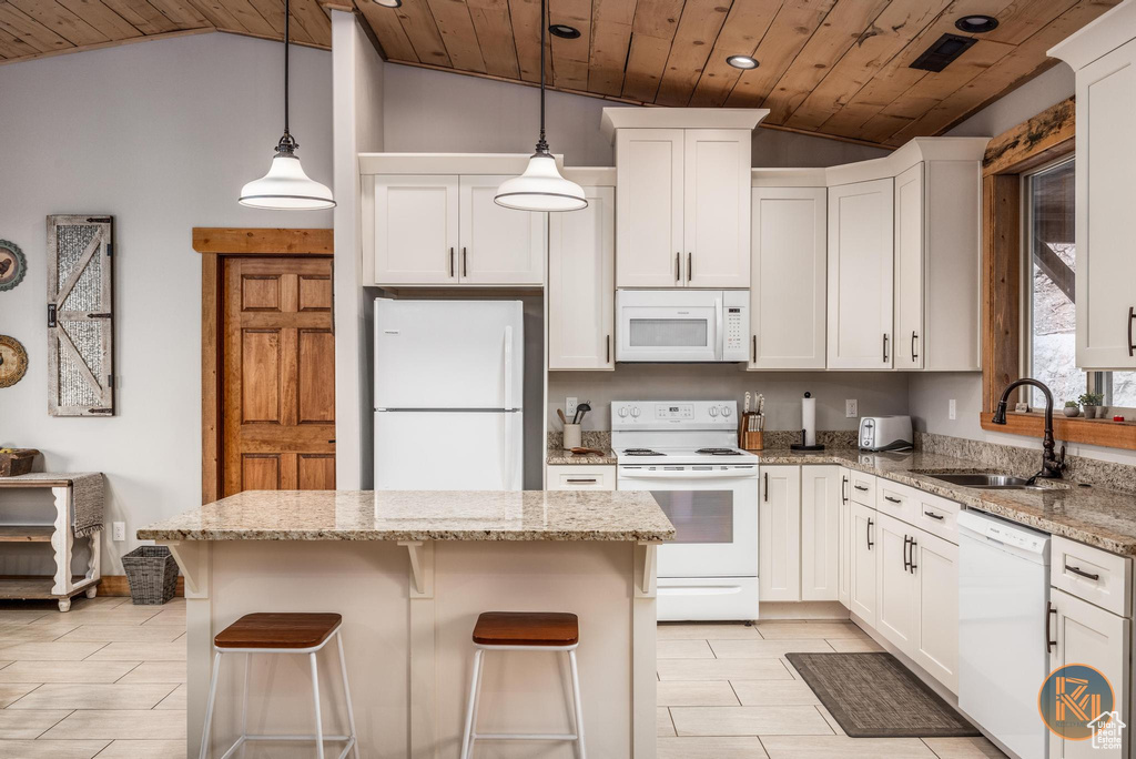 7590 W PEACHES LN #202 Mount Carmel, UT 84755