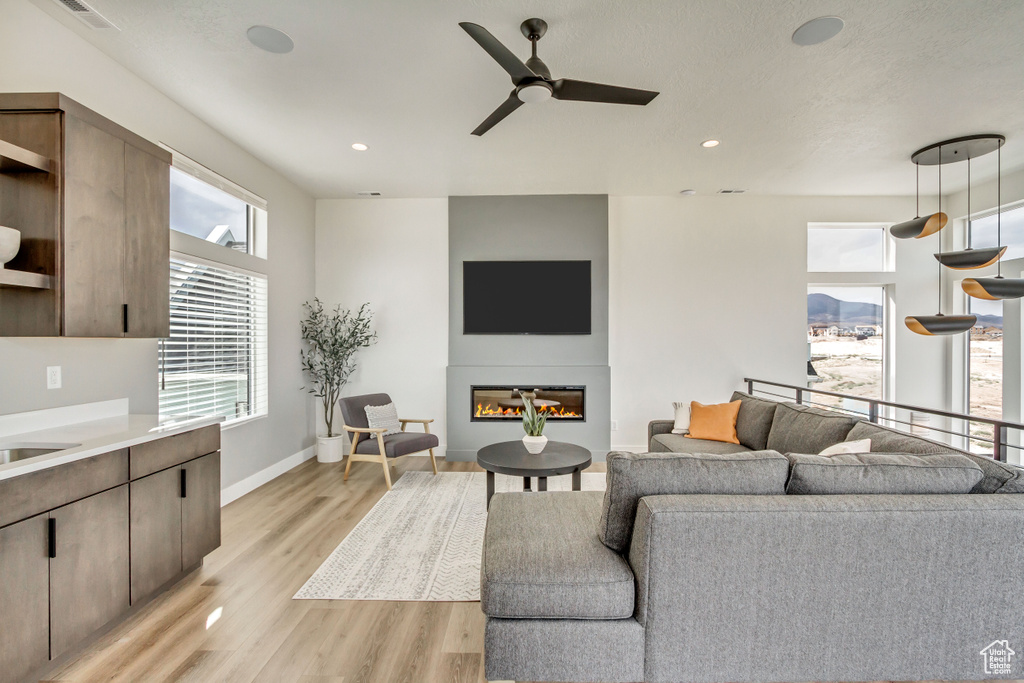 6713 W LAKE AVE #122 South Jordan, UT 84009