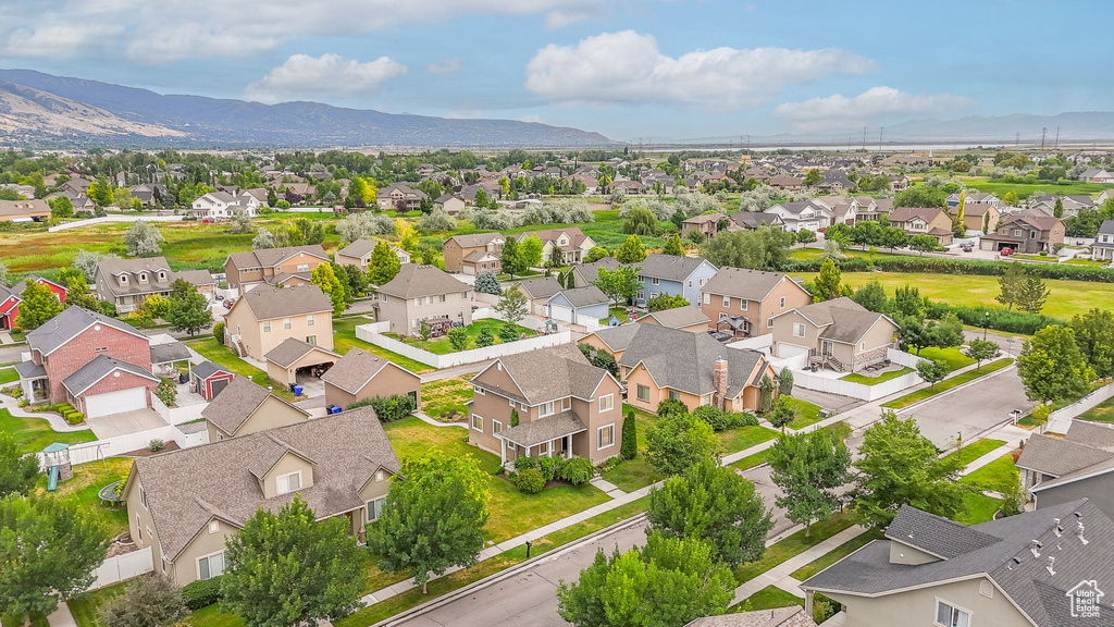 17 S BELMONT DR Farmington, UT 84025