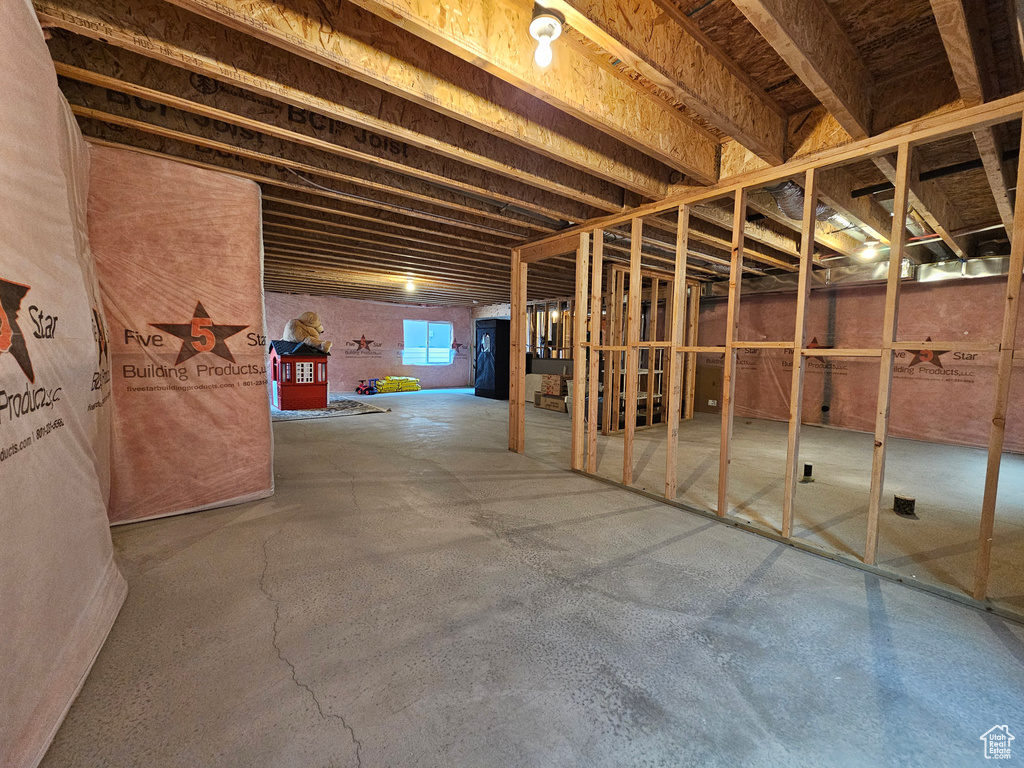 964 E 50 S Santaquin, UT 84655