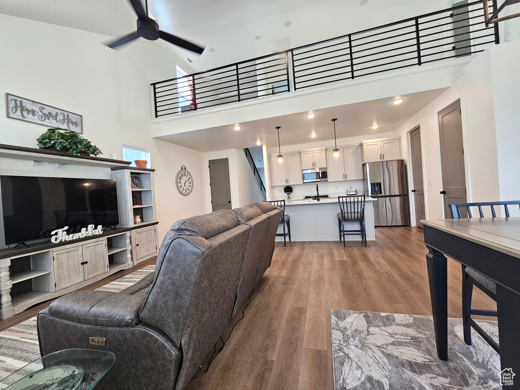 964 E 50 S Santaquin, UT 84655