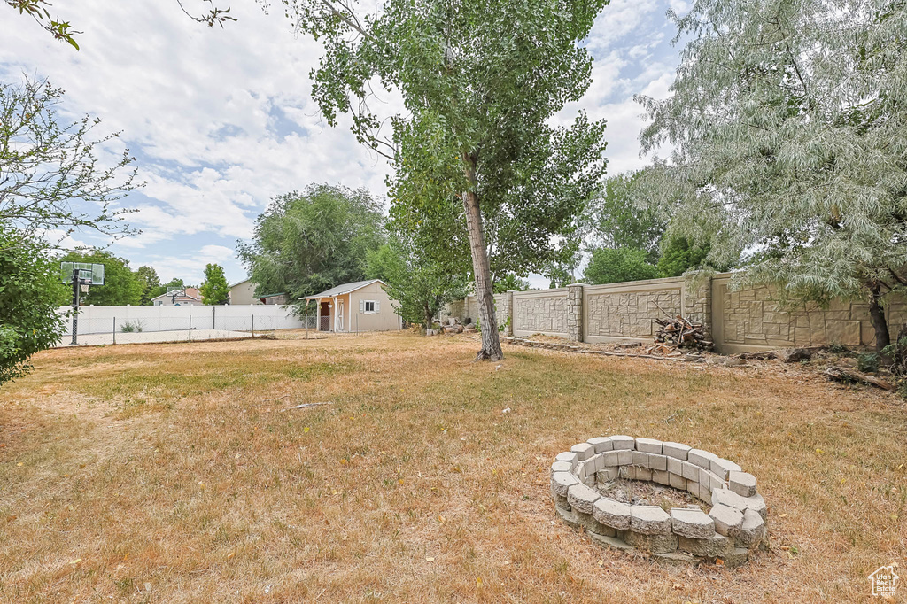 9448 S LADY DOVE LN South Jordan, UT 84095