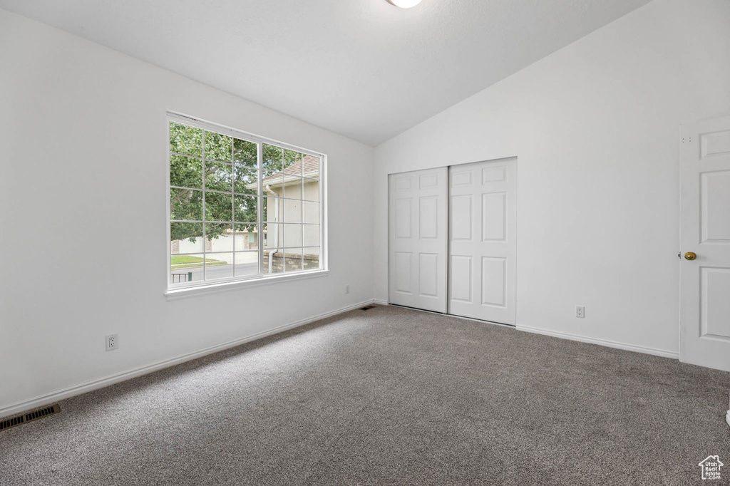 9448 S LADY DOVE LN South Jordan, UT 84095