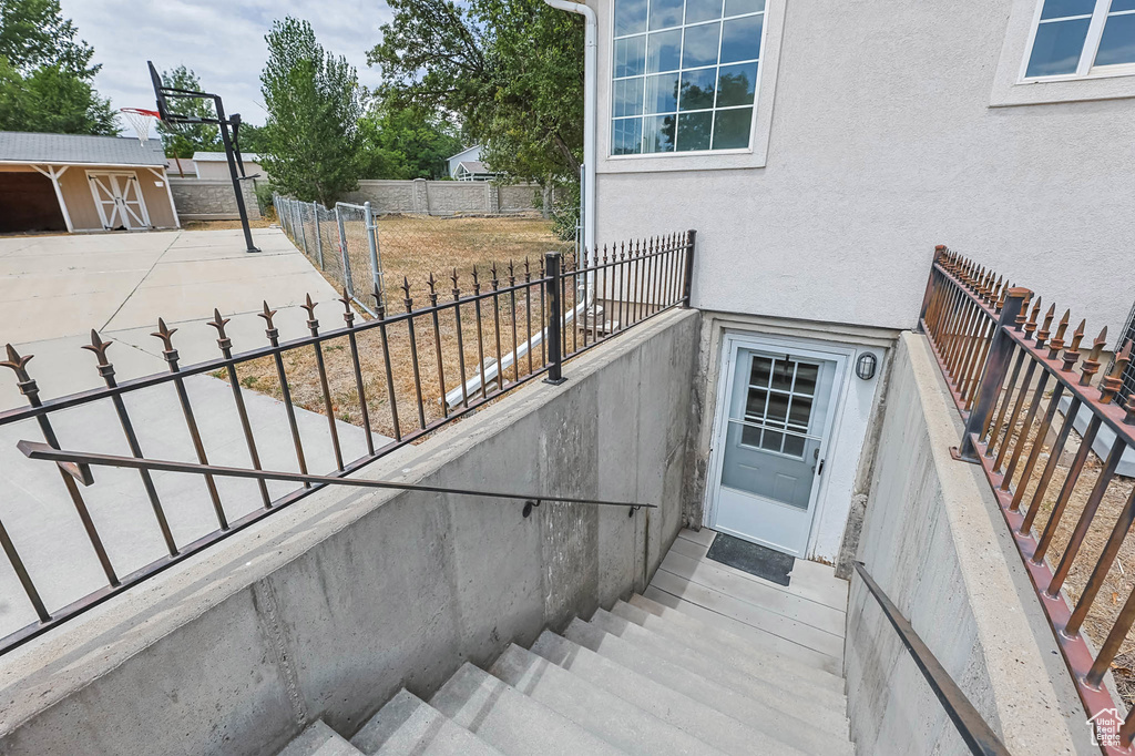 9448 S LADY DOVE LN South Jordan, UT 84095