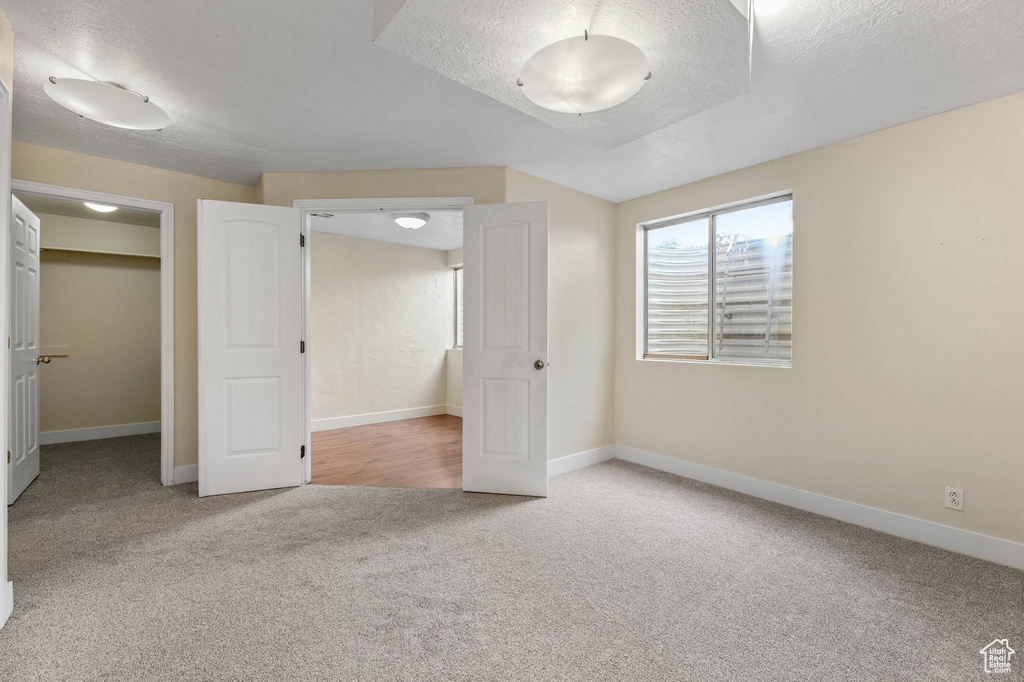 9448 S LADY DOVE LN South Jordan, UT 84095