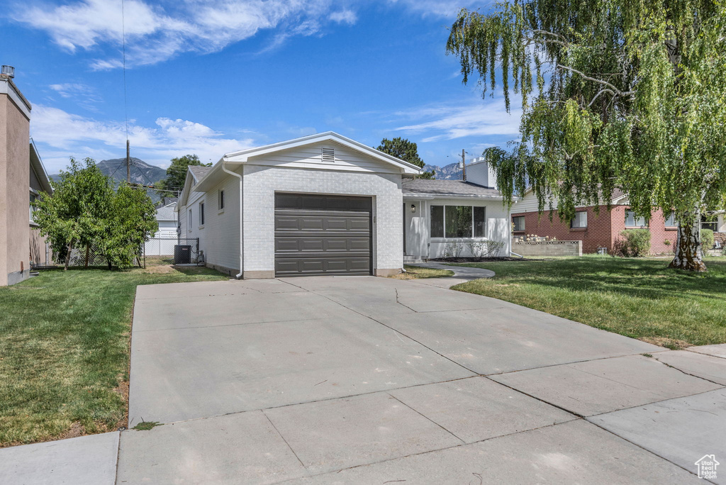 2965 S HARTFORD ST Salt Lake City, UT 84106