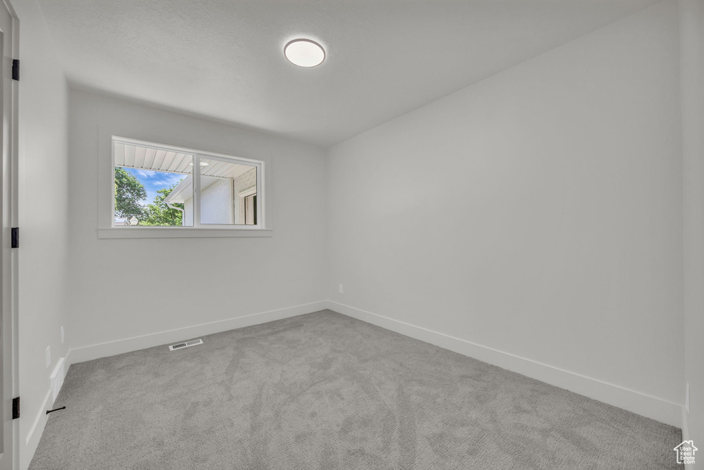2965 S HARTFORD ST Salt Lake City, UT 84106