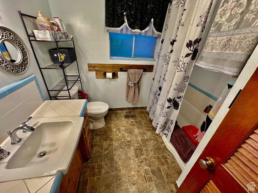 6003 S 2400 E South Ogden, UT 84403