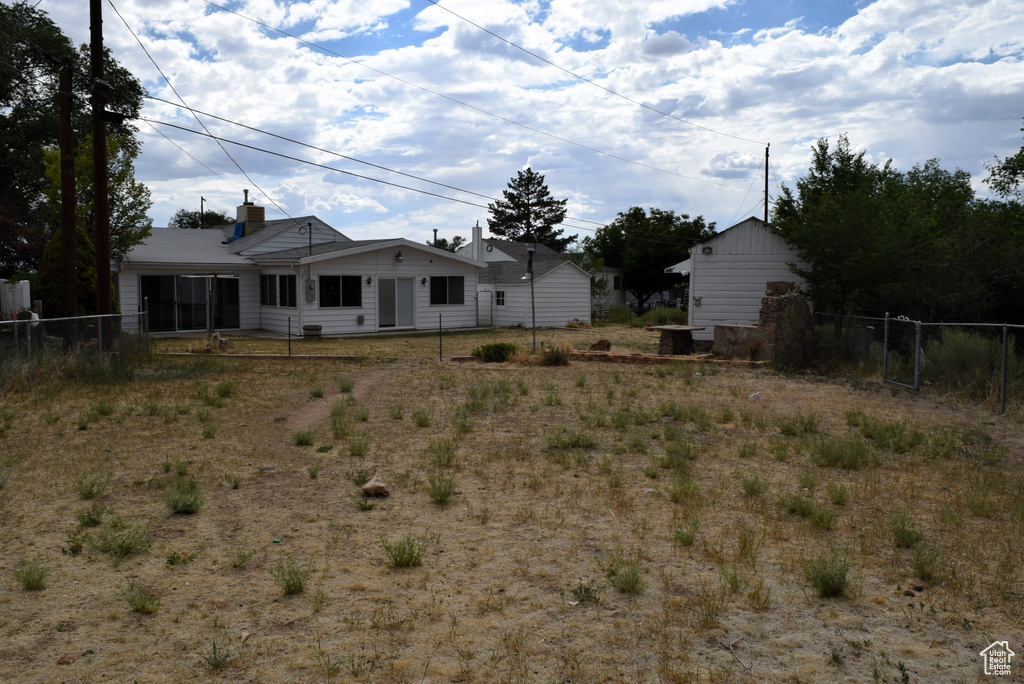 519 EDGEHILL PL East Carbon, UT 84520