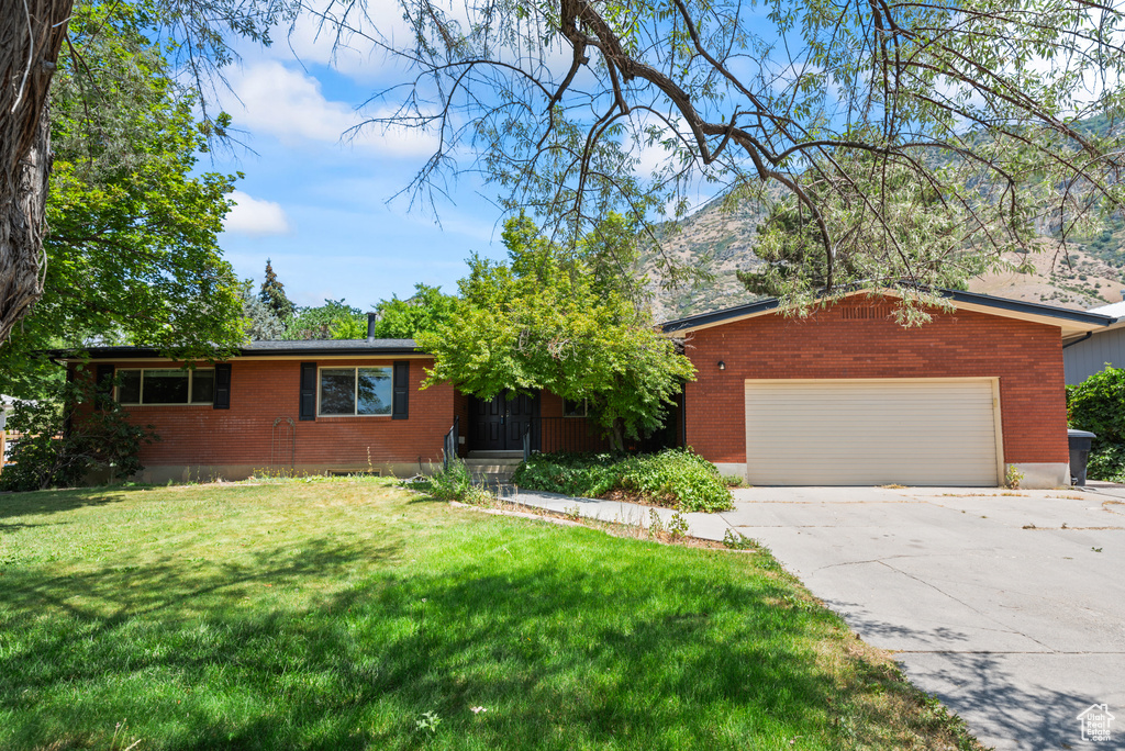 3020 CHEROKEE LN Provo, UT 84604