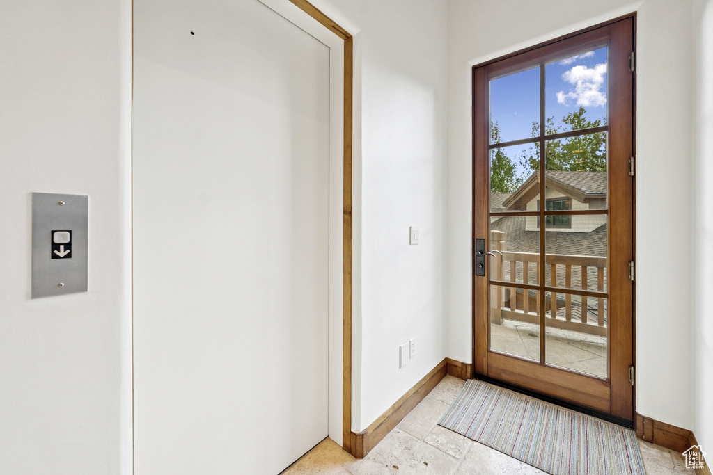 2300 LUCKY JOHN DR Park City, UT 84060