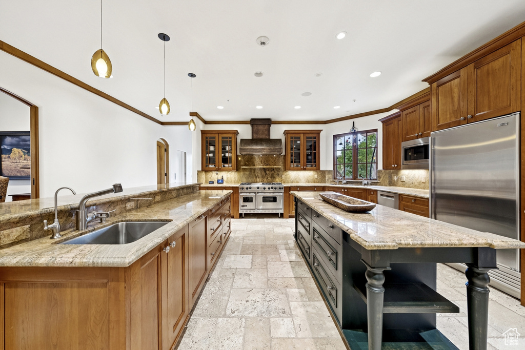 2300 LUCKY JOHN DR Park City, UT 84060
