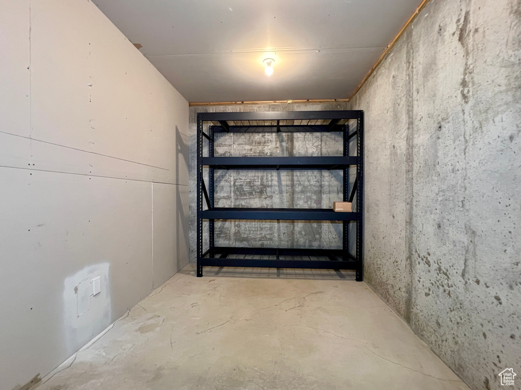 1174 W 1580 N Clinton, UT 84015