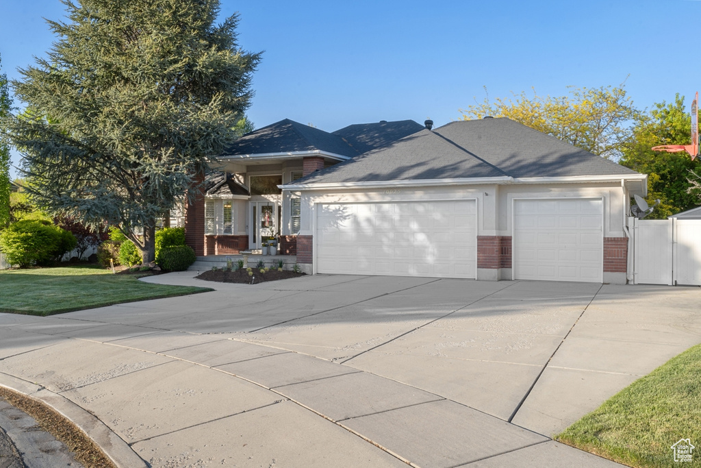 10025 SILVER STREAK DR South Jordan, UT 84095