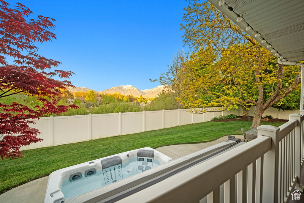 10025 SILVER STREAK DR South Jordan, UT 84095