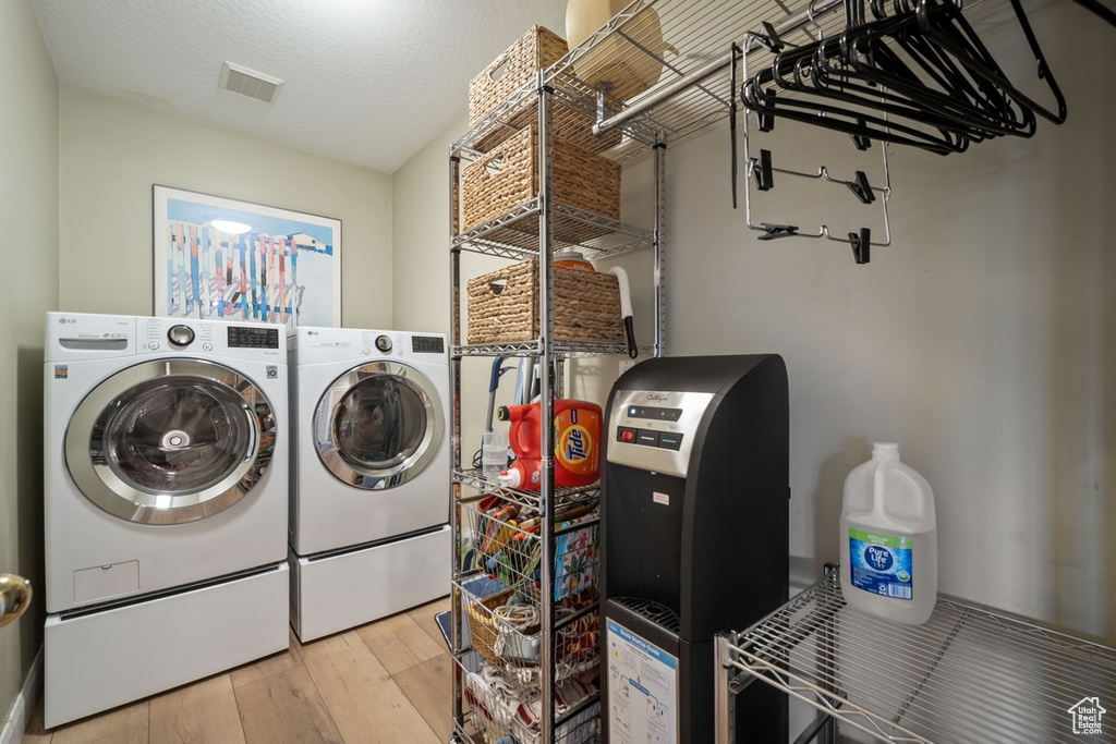 10025 SILVER STREAK DR South Jordan, UT 84095