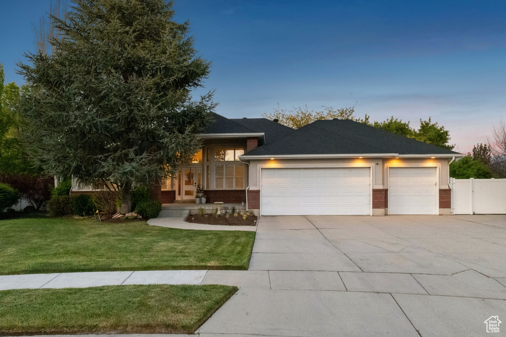 10025 SILVER STREAK DR South Jordan, UT 84095