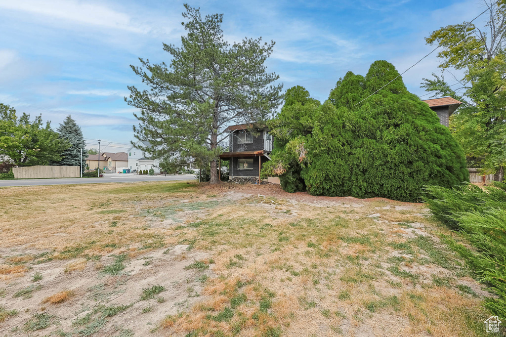 View of yard featuring a deck