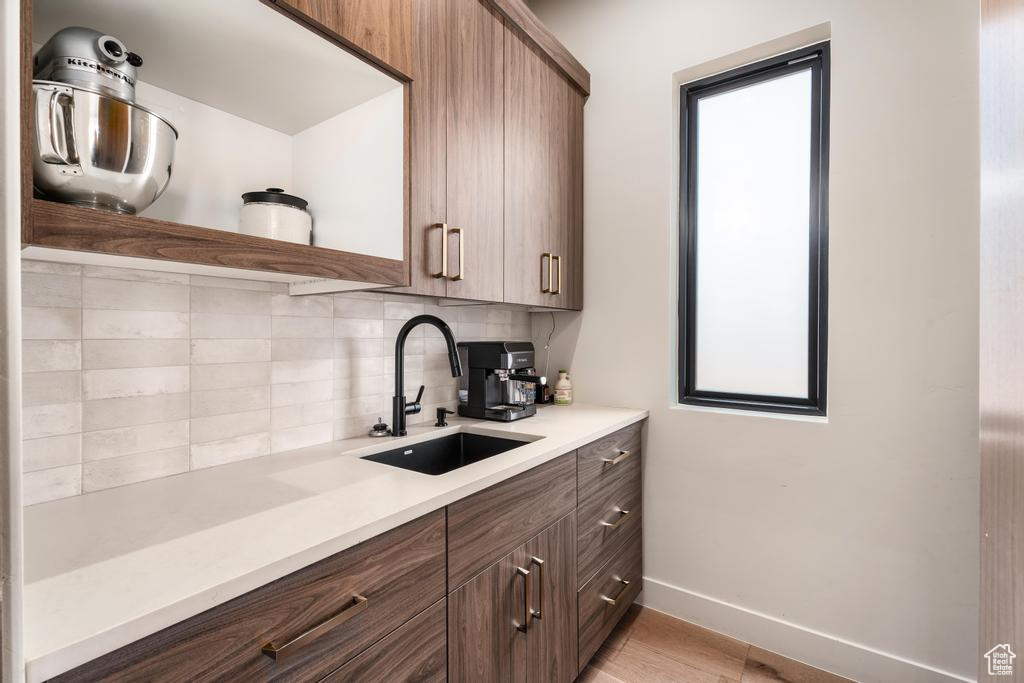 Photo 9 for MLS #2096465 at 226 W Shinarump Cir