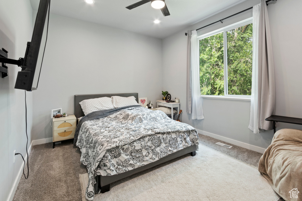 Bedroom with carpet, recessed lighting, and ceiling fan