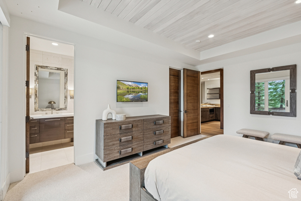 7400 N WEST HILLS TRL Park City, UT 84098