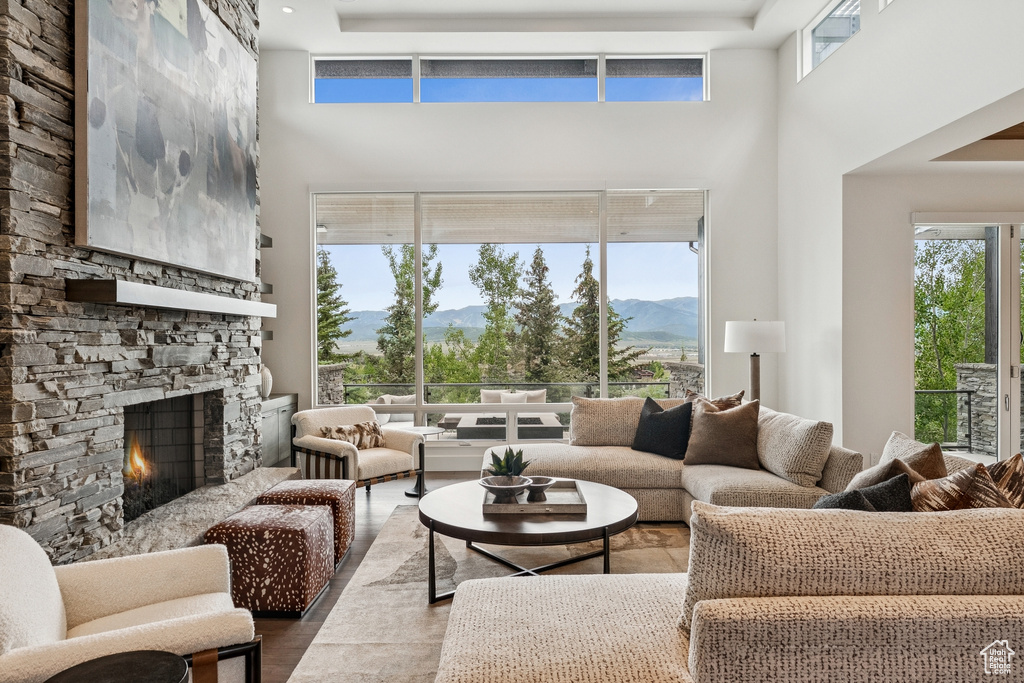 7400 N WEST HILLS TRL Park City, UT 84098