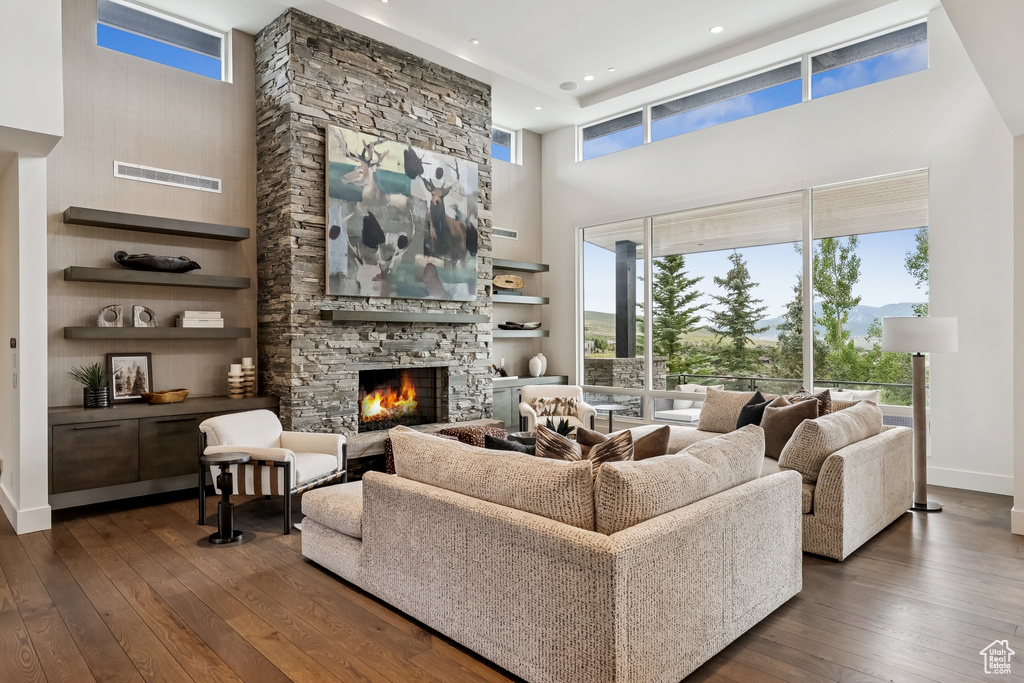 7400 N WEST HILLS TRL Park City, UT 84098