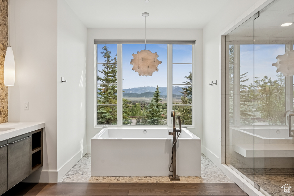 7400 N WEST HILLS TRL Park City, UT 84098
