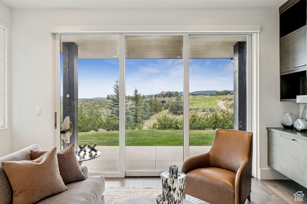 7400 N WEST HILLS TRL Park City, UT 84098
