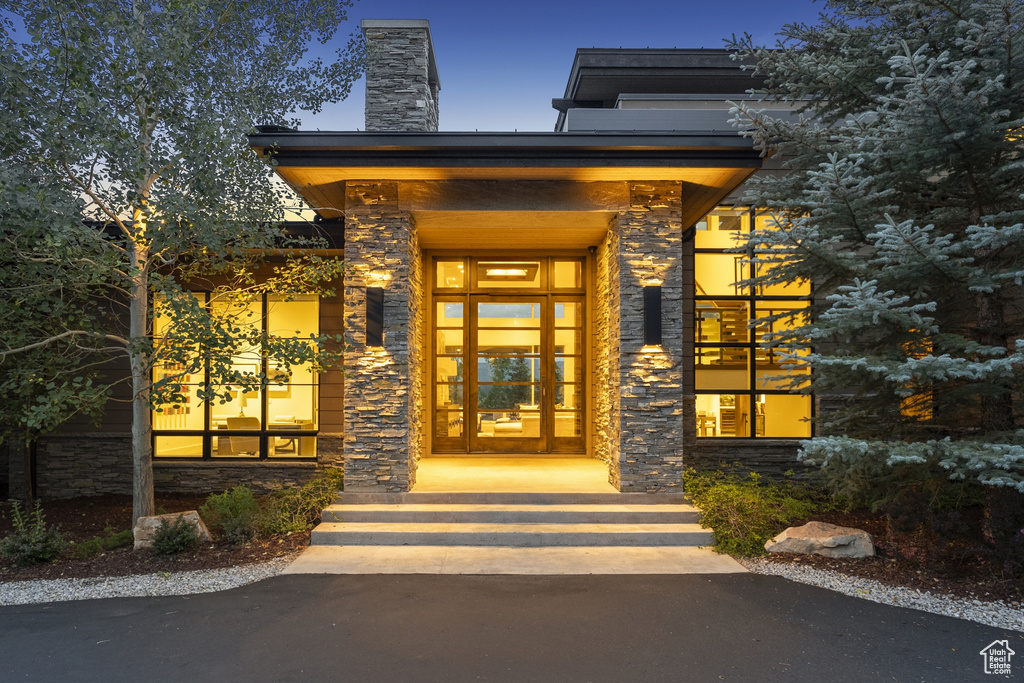 7400 N WEST HILLS TRL Park City, UT 84098