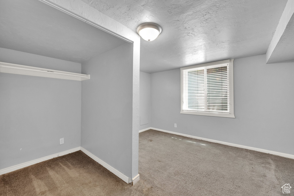 1067 W SIGNORA DR Salt Lake City, UT 84116