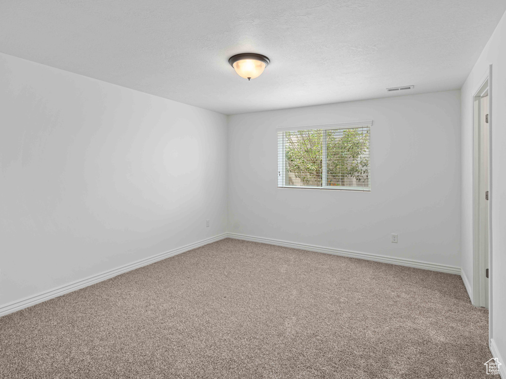 3552 S 5250 W #13 Hooper, UT 84315