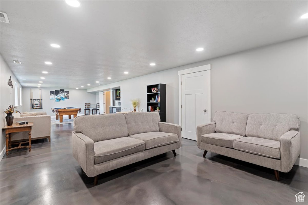 998 S STEED DR Syracuse, UT 84075