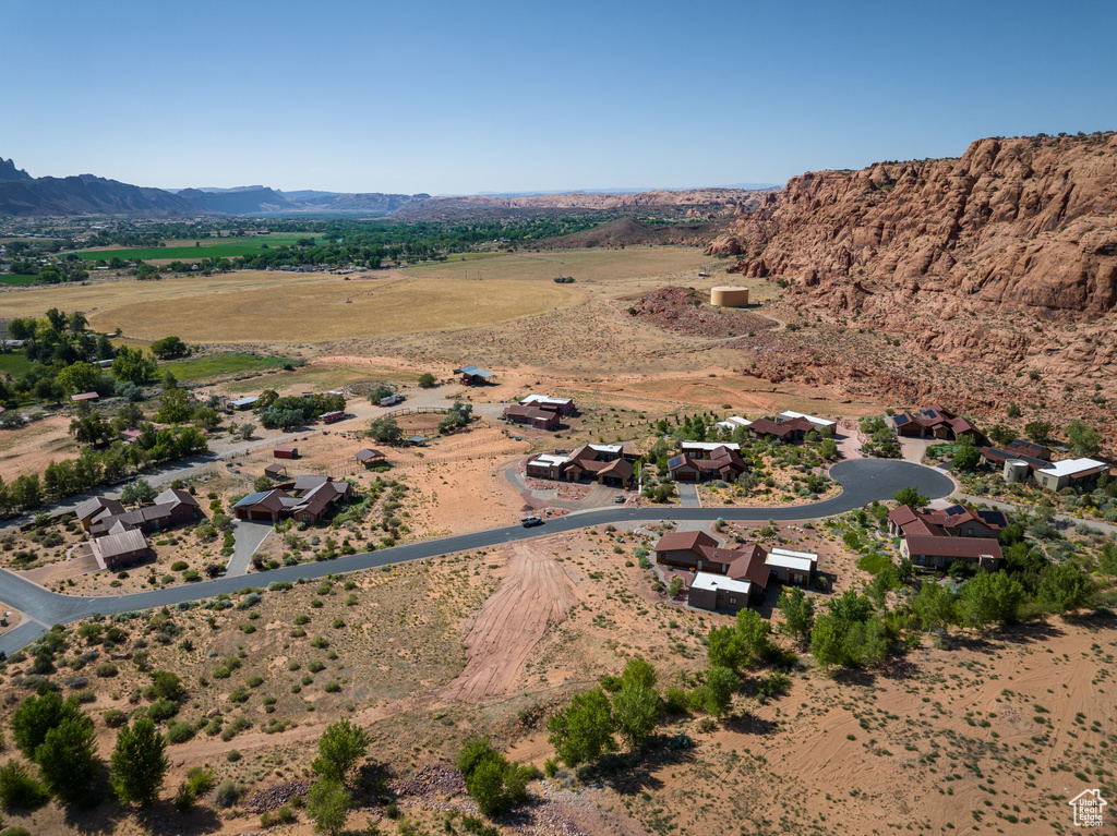 Aerial overview of property\\\\\\\'s location with rural landscape and a mountain backdrop