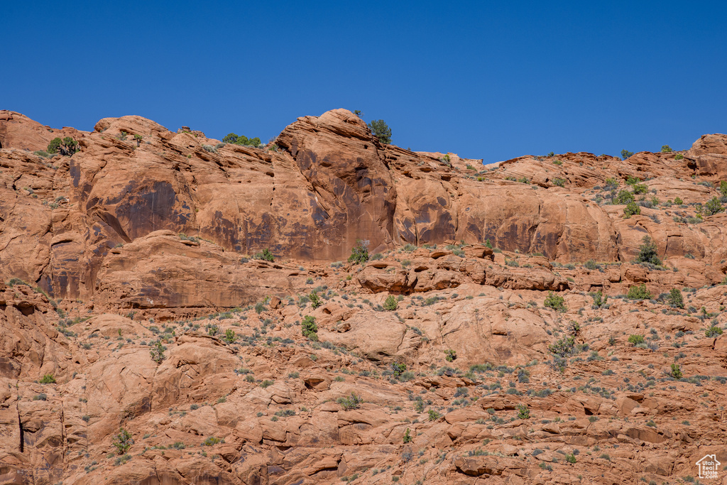 View of mountain feature