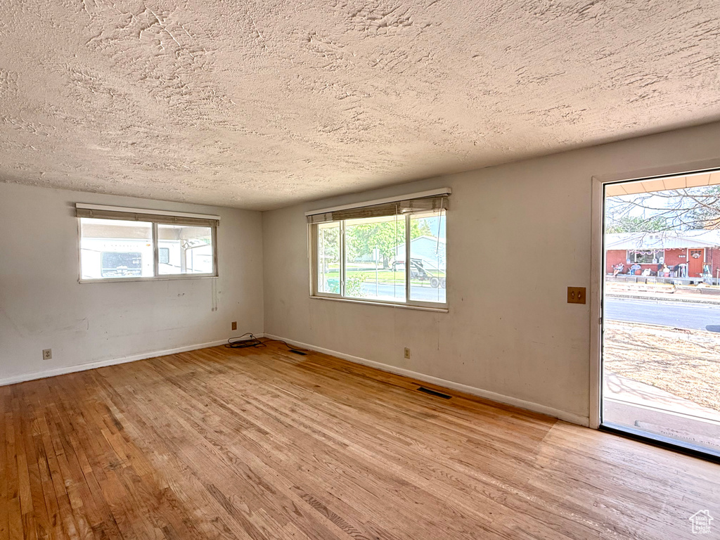 2418 W 4750 S Roy, UT 84067