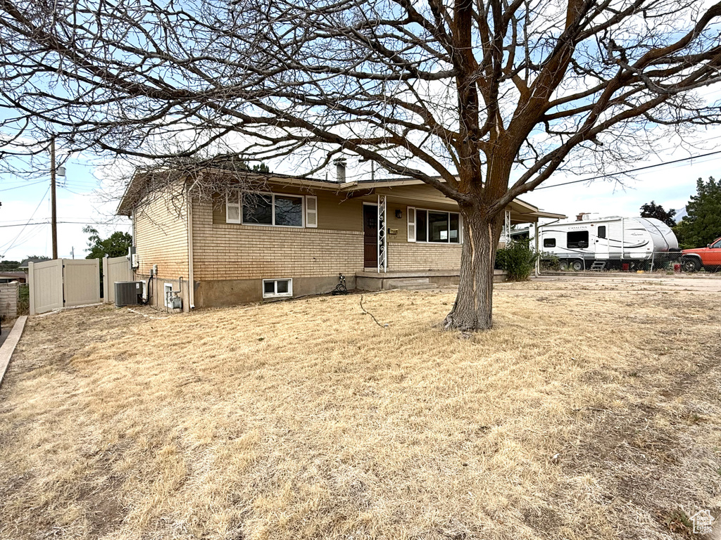 2418 W 4750 S Roy, UT 84067