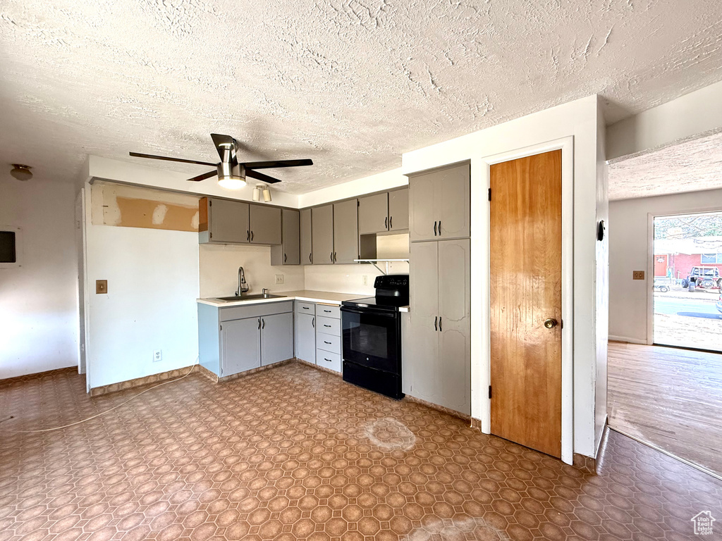 2418 W 4750 S Roy, UT 84067