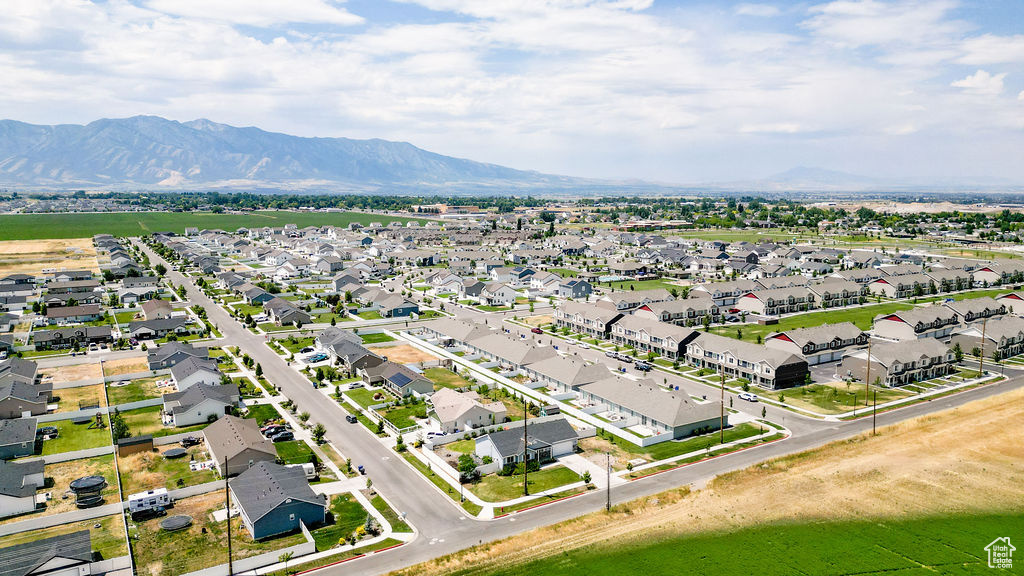 496 S 1600 E Hyrum, UT 84319