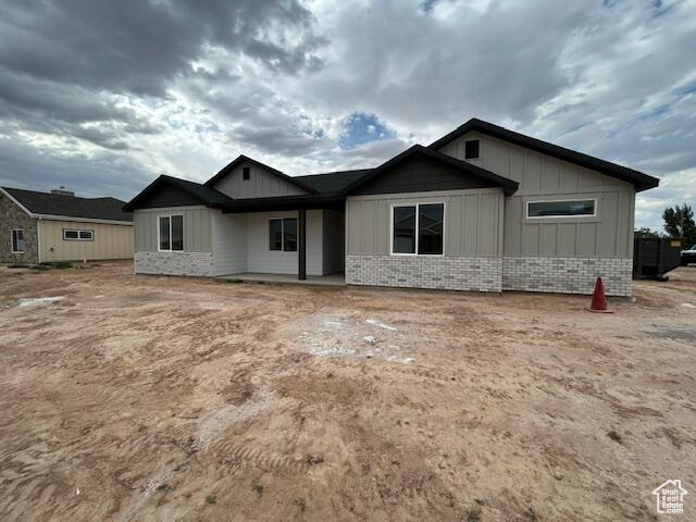 1966 W 4750 N #7 Enoch, UT 84721