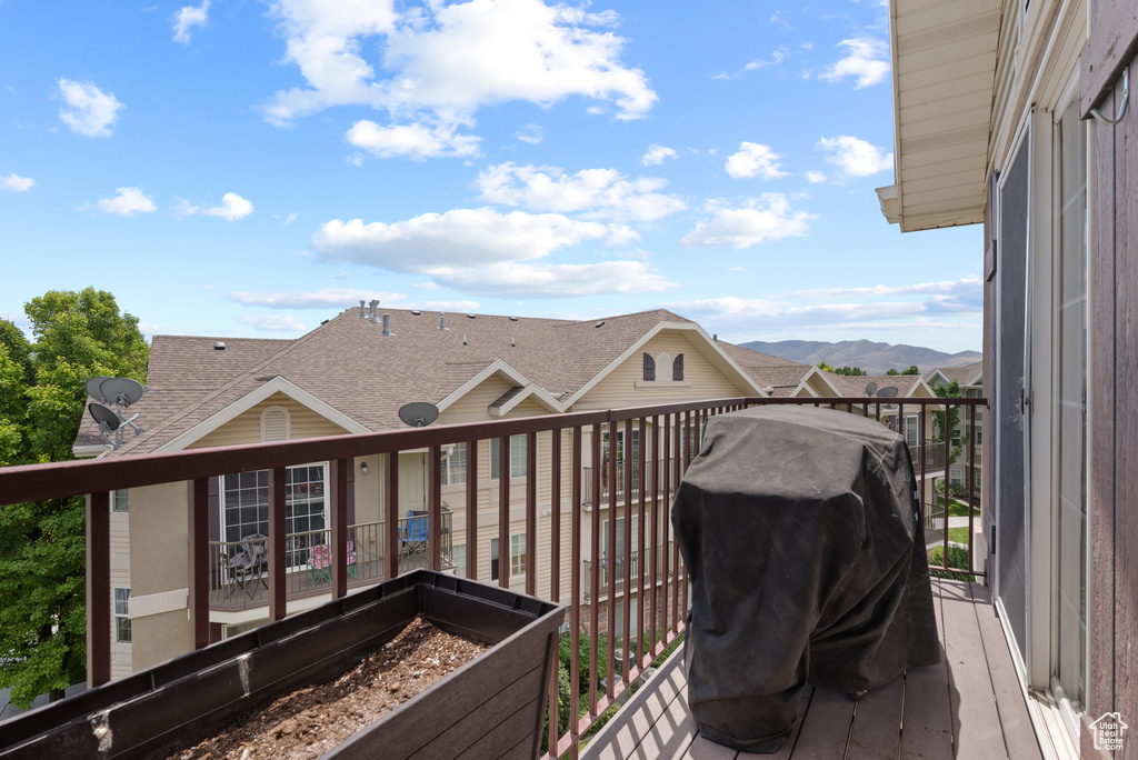 141 W SUNCREST LN Saratoga Springs, UT 84045
